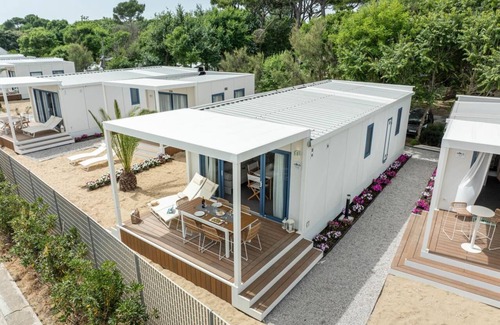 Duna Verde Apartment | Feriendorf San Francesco Deluxe Lodge Sea View Family für 5+1 Personen