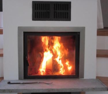 Lauda House | Ferienhaus hoch über dem Taubertal mit fantastischem Weitblick, Dachterrasse, 2000m2 großem Grundstück und Kamin