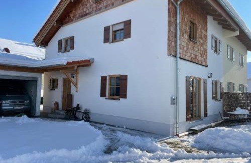 Saaldorf-Surheim House | Ferienhaus Surheim