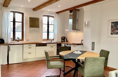 Emden House | Ferienhaus Wolthuser Warf 1- Hundefreundlich - 2 Schlafzimmer - Stadtnah