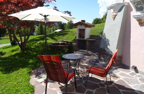 Garmisch-Partenkirchen Apartment | Ferienwohnungen Reindl - Living in the middle of nature