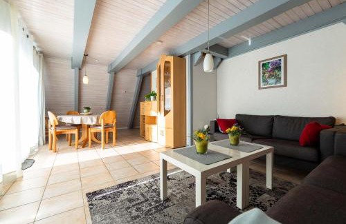 Immenstaad am Bodensee House | Ferienwohnpark Immenstaad am Bodensee Nurdachhaus Typ 8 NDT 020