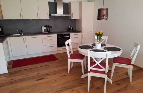 Pfeffingen Apartment | Ferienwohnung, 1 Schlafzimmer, 62qm, max 4 Personen