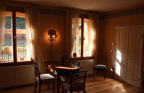 Glashutte Apartment | Ferienwohnung am Roten Schloss