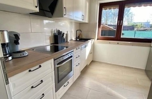 Voerde Apartment | Ferienwohnung/app. für 6 Gäste mit 79m² in Voerde