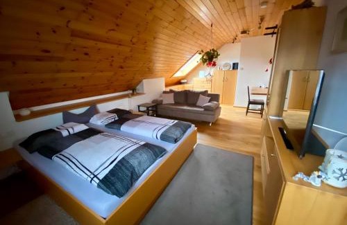 Bad Arolsen Apartment | Ferienwohnung Bad Arolsen-Twistesee Muckelstübchen I