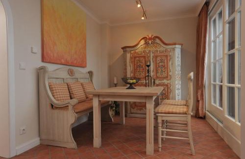 Archsum Apartment | Ferienwohnung Biberhüs Obergeschoss In Archsum