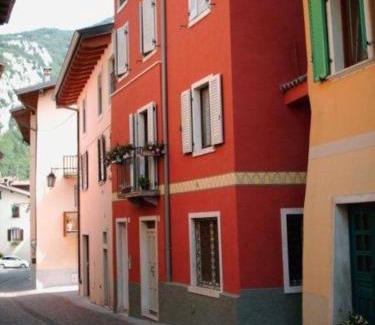 Torbole sul Garda Apartment | Ferienwohnung CASTELLO mit schöner Dachterrasse