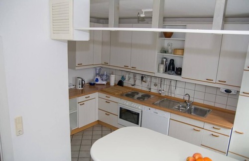 Rheda Apartment | Ferienwohnung mit 100qm, 3 Schlafzimmer, max. 6 Personen, Balkon