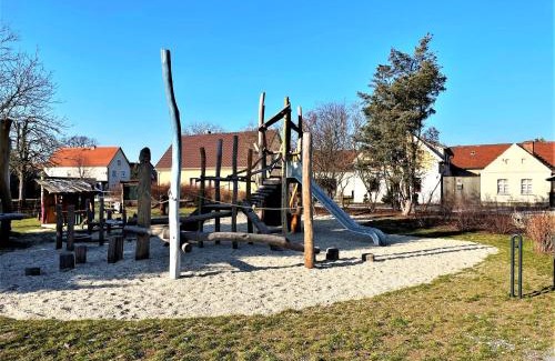 Hoyerswerda Apartment | Ferienwohnung Dorfaue Zeißig