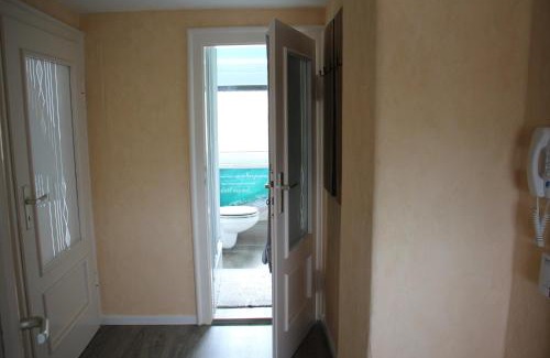 Auerbach Apartment | Ferienwohnung ELPIDA