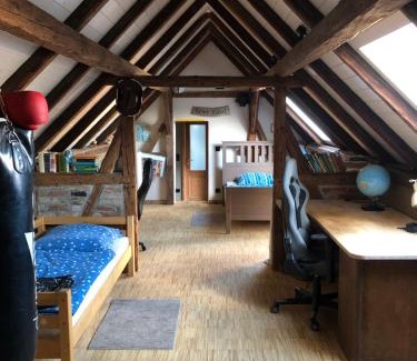 Suedwest Apartment | Ferienwohnung in historischem 3-Seitenhof