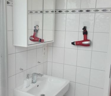 Refrath Apartment | Ferienwohnung Kreuder