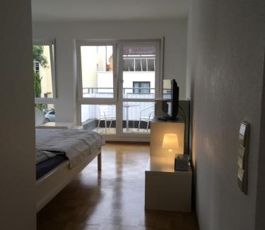 Ludwigsburg Apartment | Ferienwohnung-Ludwigsburg-City