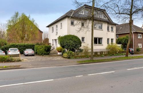 Rheda Apartment | Ferienwohnung Mit 100qm