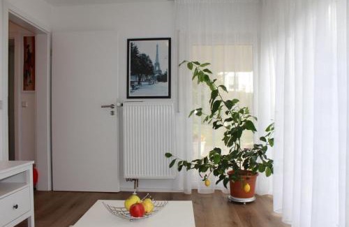 Winzingen Apartment | Ferienwohnung Madeleine