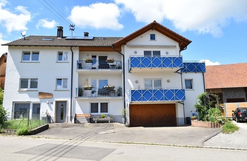 Tengen Apartment | Ferienwohnung mit 125 qm, 3 Schlafzimmer mit Sep. Küche, Max. für 6 Personen