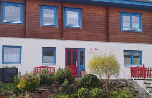 Neunkirchen Apartment | Ferienwohnung mit Balkon