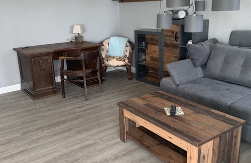 Innenhafen Apartment | Ferienwohnung mit Meerblick und Direktzugang zur Nordsee - Helgolandavantgarde