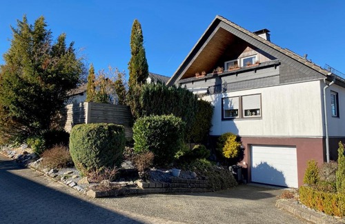 Warstein Apartment | Ferienwohnung mit Loggia