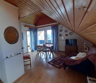 Warstein Apartment | Ferienwohnung mit Loggia