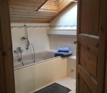 Chieming Apartment | Ferienwohnung Nimscholz