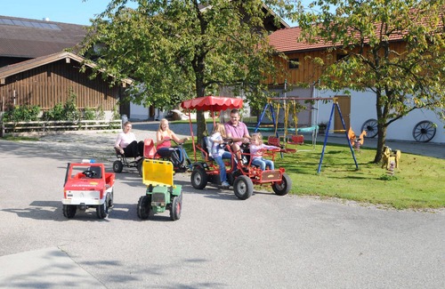 Seeon-Seebruck Apartment | Ferienwohnung Nr. 4 mit Südbalkon, 65qm