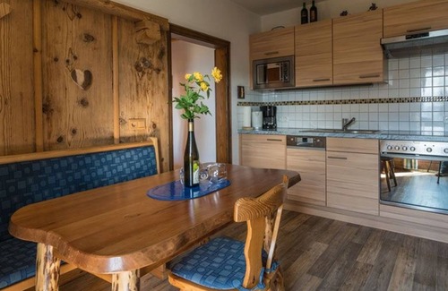 Weyregg am Attersee Apartment | Ferienwohnung Sonnenaufgang - Apartments Christine