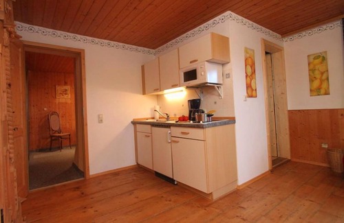 Teisendorf Apartment | Ferienwohnung Untersbergblick für 2-4 Pers.,2 Schlafzimmer, Wohnküche, Dusche/wc, Ostbalkon