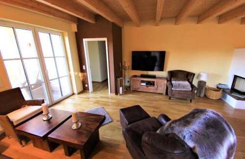 Maria Woerth Apartment | Ferienwohnung Villa Albatros In Oberdellach