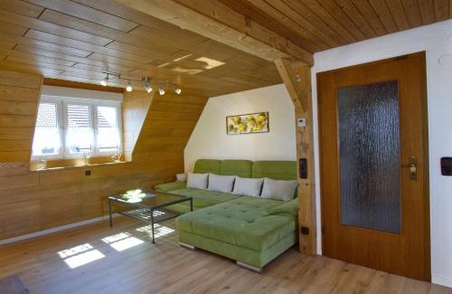 Bellenberg Apartment | Ferienwohnung zentral Ulm - Allgäu - Legoland mit E-Ladestation