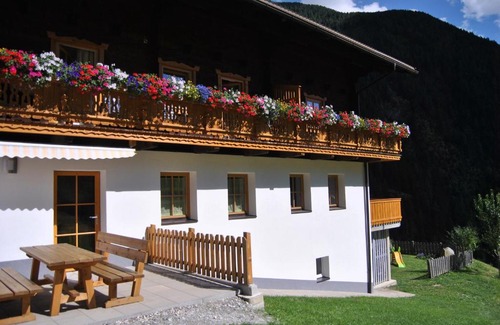 Kals am Grossglockner House | Ferienwohnungen Niederarnigerhof Familie Bauernfeind