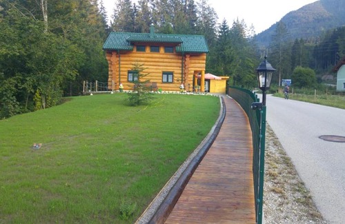 Muhldorf Apartment | Ferienwohnungen Blockhaus - Zwergenhäusl Grünau im Almtal