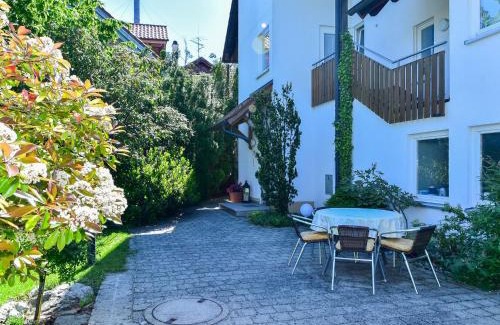 Hochbuch Apartment | Ferienwohnungen Meyer