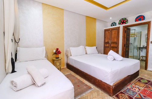 Menara Other | Ferme d'hôte Zomorroda