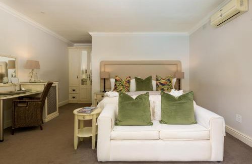 Newlands House | Fernwood Manor Boutique Guest House