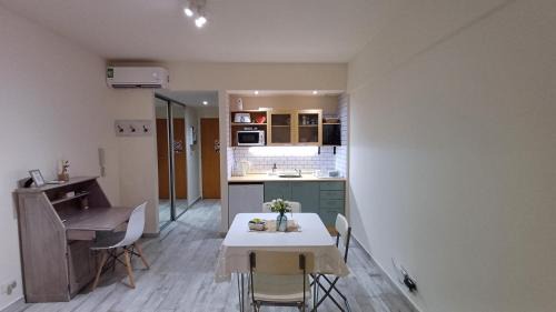 La Lonja Apartment | FerPilar Suite, Concord Pilar