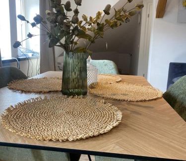 Eisenach Apartment | FeWo A 6 J 22 Michelangelo NETFLIX Fußgängerzone