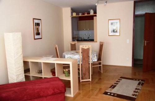 Kessenich Apartment | FeWo Bonnita - Nähe UN-Campus u. WCCB