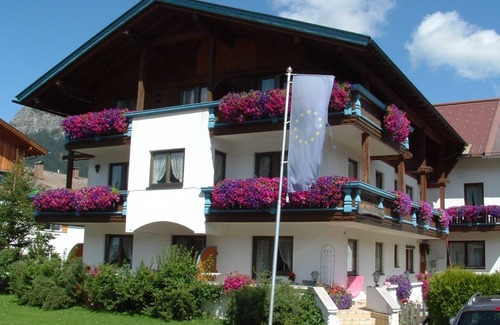 Tannheim Apartment | FeWo Family No. 6 - Appartementhaus Wöber