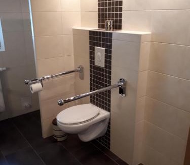 Utarp Apartment | FeWo mit eigener Ladestation f 3 Pers in Ostfriesland