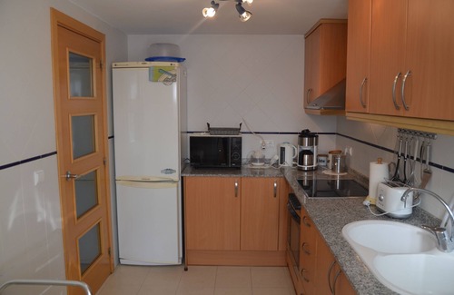 Vergel Apartment | Fewo Paradise, Wifi, 2 Schlafzimmer, 2 Bäder, A/c, Tiefgage, Tennisplatz, Pool