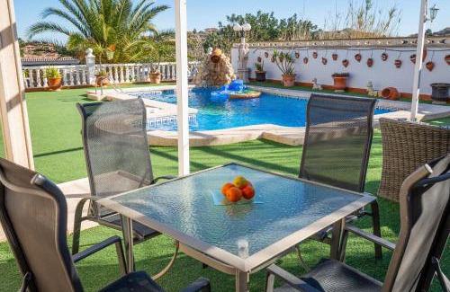 Mutxamel Villa | Fidalsa White House Premium
