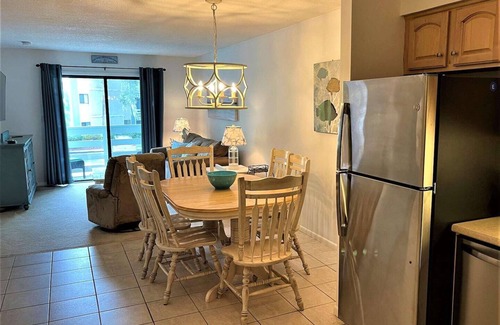 Folly Field Condo | Fiddler's Cove 14F - Heated Pool and Hot Tub