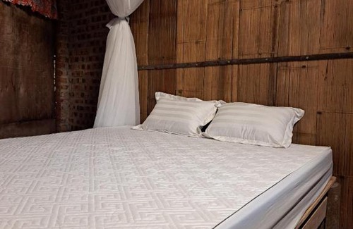 Ha Giang Bed & Breakfast | Field Homestay