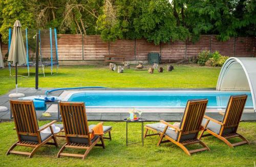 Balatonszarszo Apartment | Fiesta Balaton Villa