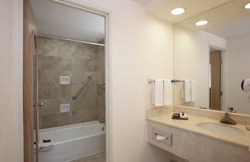 Faros Hotel | Fiesta Inn Veracruz Malecon