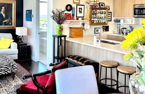 Downtown Victoria Condo | FIFTEEN09 at ERA-DT 2 bedroom condo w/Parking & Ocean View