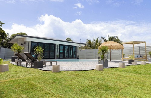 Yeguada Villa | FIJI at BRUSI Romantic Villa with beach style pool (For couples).