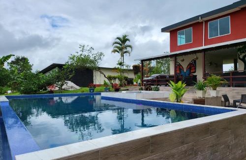 Santo Domingo de los Colorados Apartment | Finca San Mateo